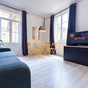  Appartement Gambetta - Lumineux Calme Au Coeur D'antibes Et De Ses Plages